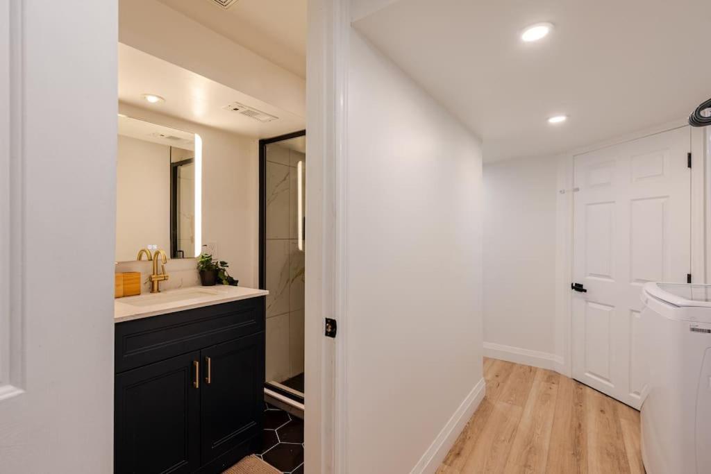 Apartment Luxury New Spacious - Country Hills, *